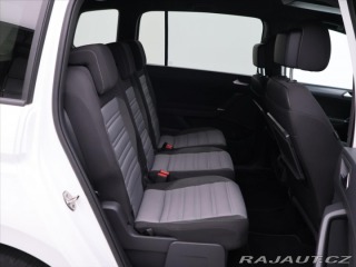 Volkswagen Touran 1,5 TSI 110kW DSG R-line 2021