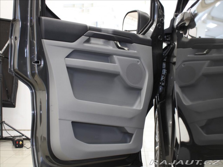 Ford Tourneo Custom 0,0 E-Tourneo 160kW 970k 2026