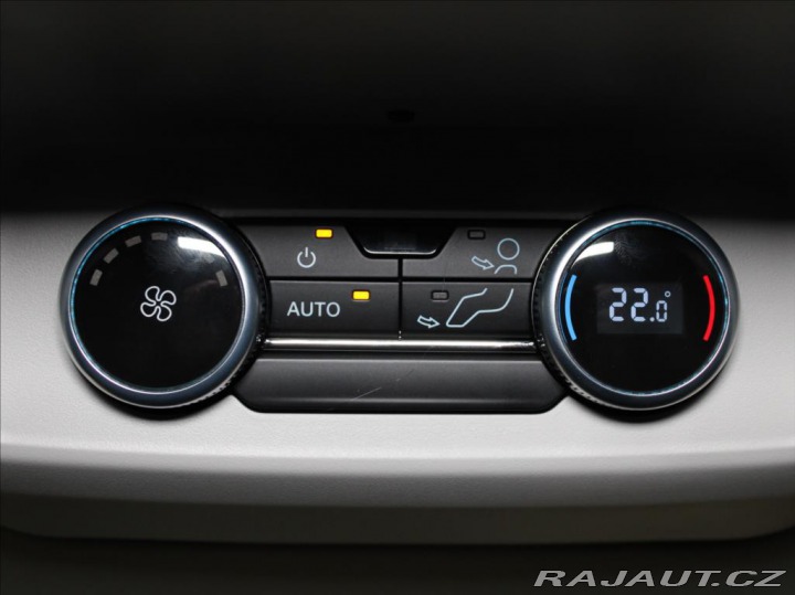 Ford Tourneo Custom 0,0 E-Tourneo 160kW 970k 2026