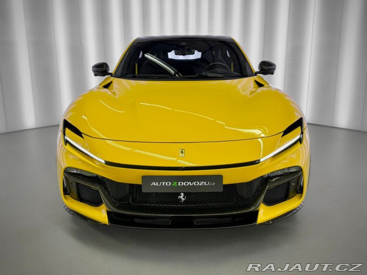 Ferrari Ostatní modely V12 CARBON, ALCANTARA, PA 2026