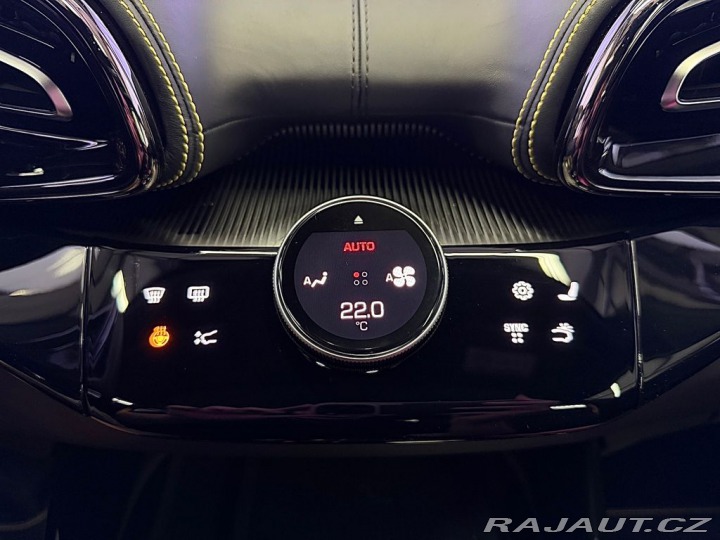 Ferrari Ostatní modely V12 CARBON, ALCANTARA, PA 2026