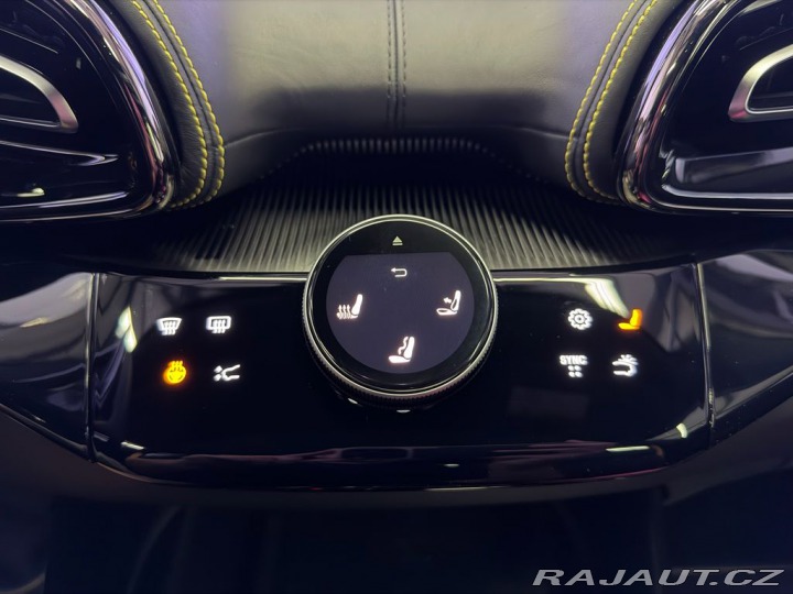 Ferrari Ostatní modely V12 CARBON, ALCANTARA, PA 2026