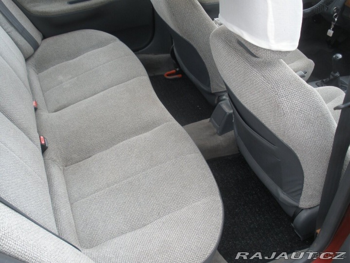 Honda Civic 1,6 ESi (sedan,r.v. 199 1992
