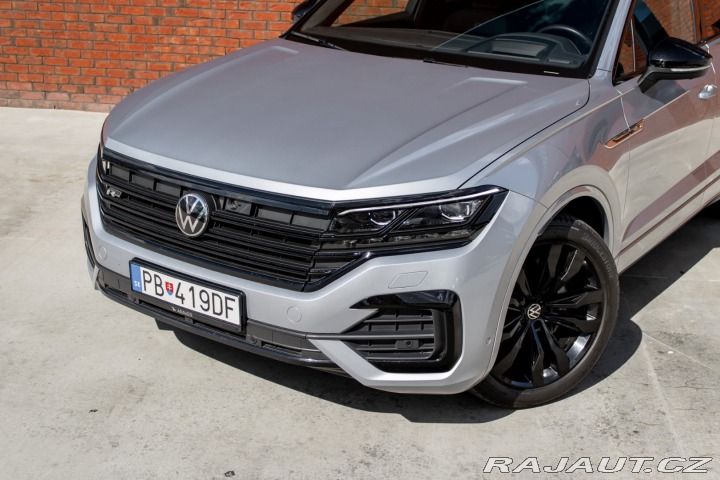 Volkswagen Touareg 4Motion R-Line/ Masážne 2021