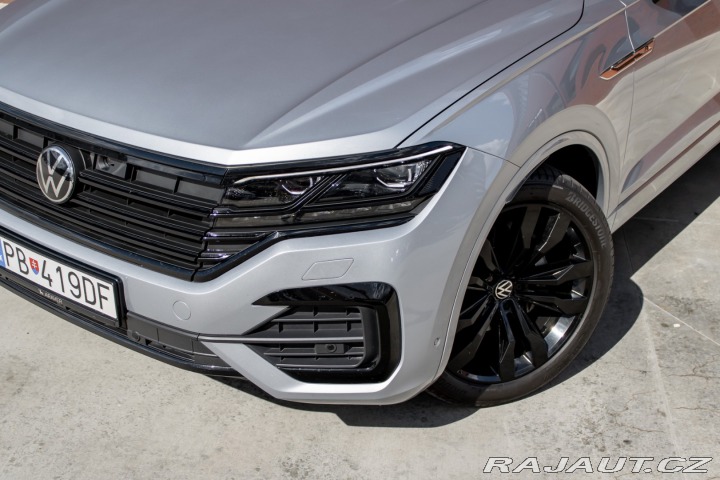 Volkswagen Touareg 4Motion R-Line/ Masážne 2021