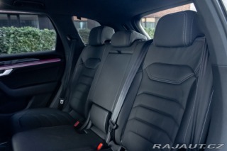 Volkswagen Touareg 4Motion R-Line/ Masážne 2021