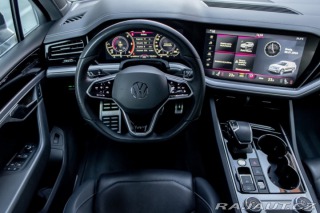 Volkswagen Touareg 4Motion R-Line/ Masážne 2021