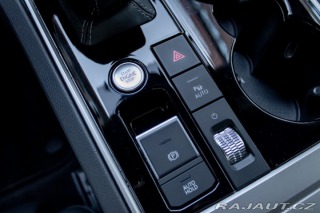 Volkswagen Touareg 4Motion R-Line/ Masážne 2021