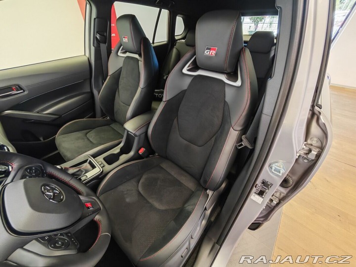 Toyota Corolla Cross 2.0 Hybrid ( 178 k ) 4x4 2026