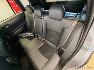 Toyota Corolla Cross 2.0 Hybrid ( 178 k ) 4x4 1800