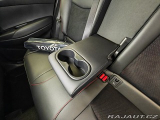 Toyota Corolla Cross 2.0 Hybrid ( 178 k ) 4x4 1800