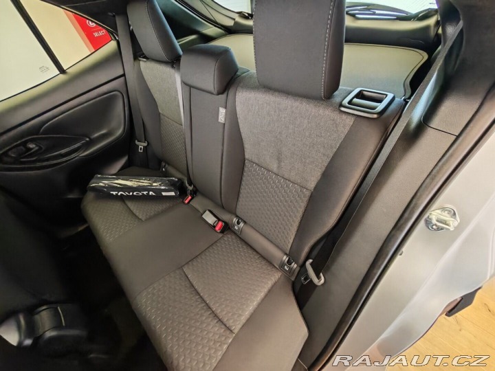 Toyota Yaris Cross 1.5 TNGA HEV CVT Style 2x 2026