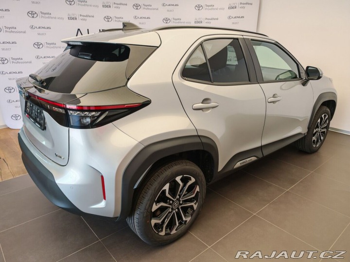 Toyota Yaris Cross 1.5 TNGA HEV CVT Style 2x 2026