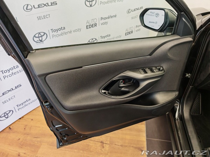 Toyota Yaris Cross 1.5 Hybrid CVT Style 4x2 2026