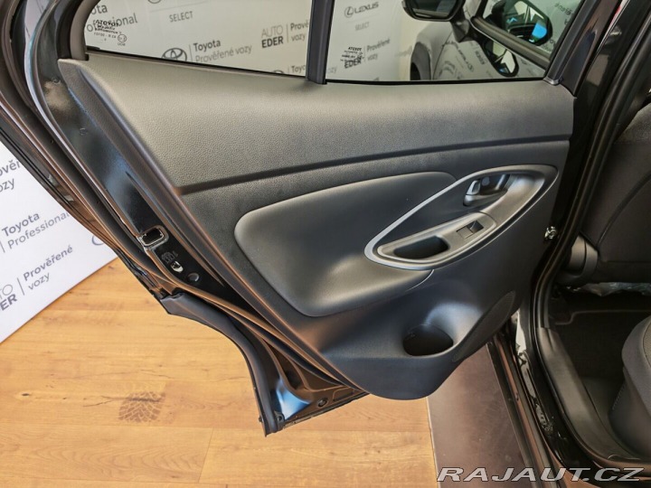 Toyota Yaris Cross 1.5 Hybrid CVT Style 4x2 2026