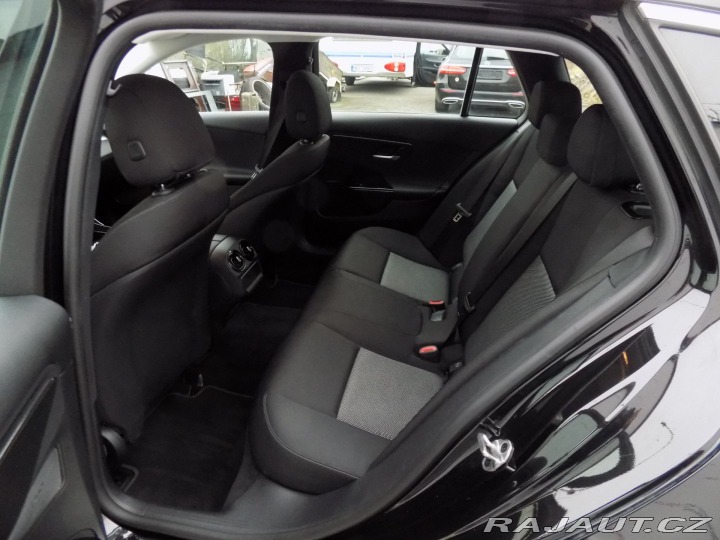 Mercedes-Benz C C 200d/NAVI/LED-Performan 2022