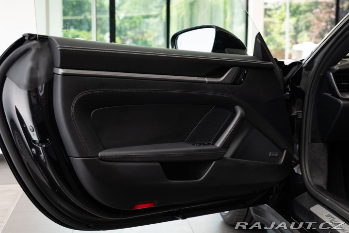 Porsche 911 (992.2) Carrera Pano/Bose 2025