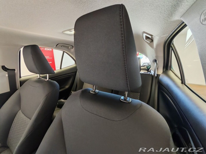 Toyota Yaris Cross 1.5 Hybrid ( 115k ) e-CVT 1800