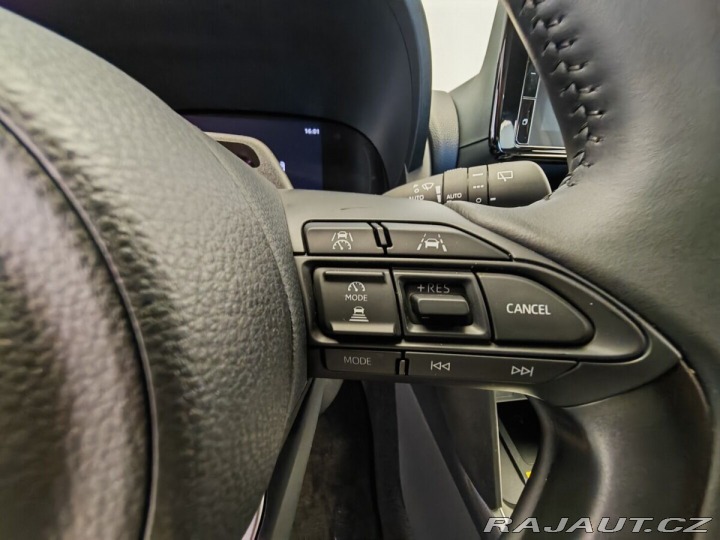 Toyota Yaris Cross 1.5 Hybrid ( 115k ) e-CVT 1800