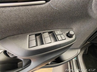 Toyota Yaris Cross 1.5 Hybrid ( 115k ) e-CVT 1800