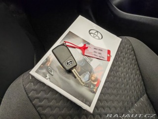 Toyota Yaris Cross 1.5 Hybrid ( 115k ) e-CVT 1800