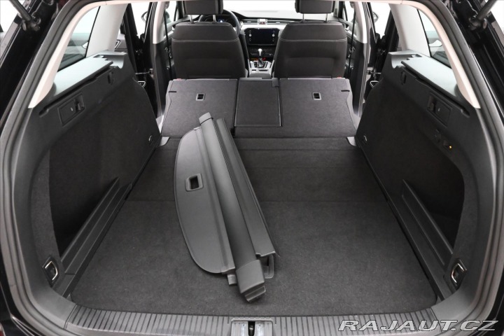 Volkswagen Passat 2,0 TDI 147kW DSG Busines 2023