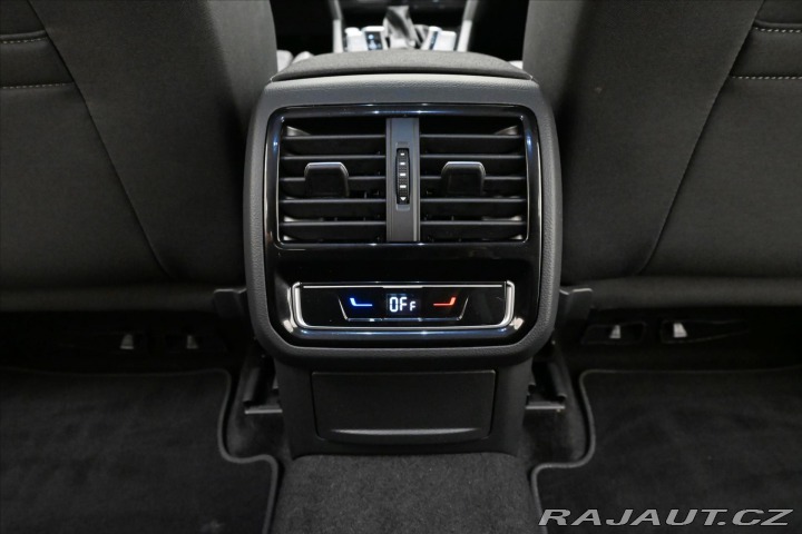 Volkswagen Passat 2,0 TDI 147kW DSG Busines 2023