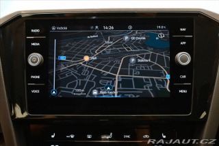 Volkswagen Passat 2,0 TDI 147kW DSG Busines 2023