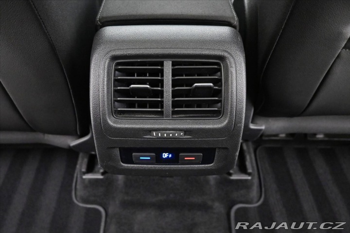 Volkswagen Touran 2,0 TDI 110kW DSG COMFORT 2022
