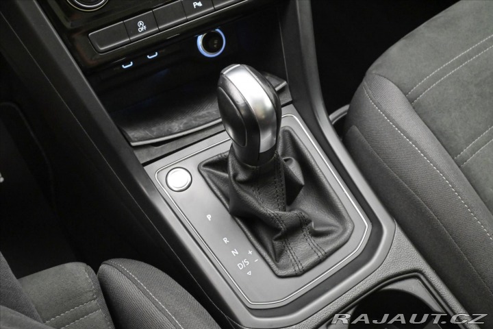 Volkswagen Touran 2,0 TDI 110kW DSG COMFORT 2022