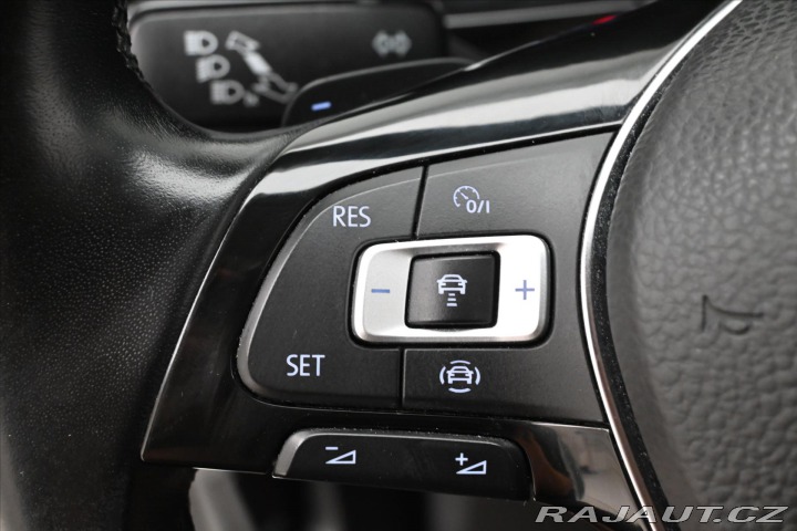 Volkswagen Touran 2,0 TDI 110kW DSG COMFORT 2022