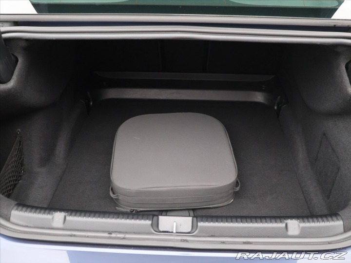 Mercedes-Benz EQE 300 180kW ZÁRUKA 2025
