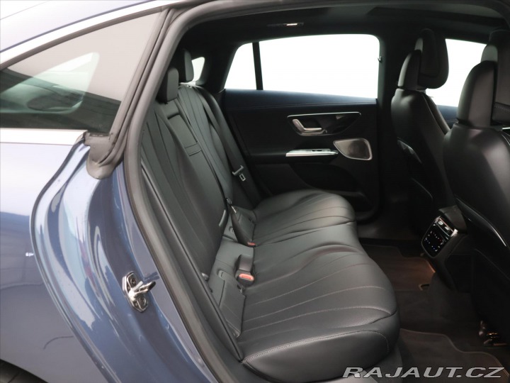 Mercedes-Benz EQE 300 180kW ZÁRUKA 2025