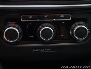 Volkswagen Golf 1,4 16V 59kW Klima Trendl 2010