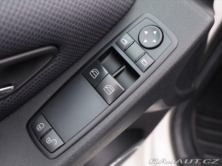 Mercedes-Benz B 1,5 160 70kW CZ Klima 82. 2010