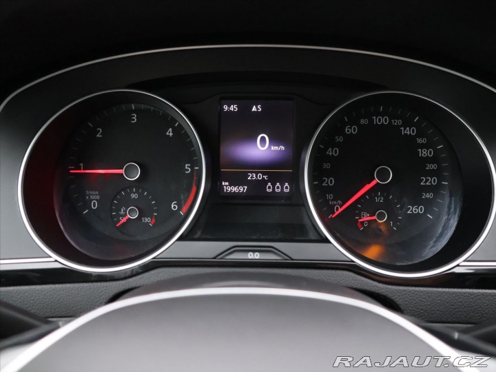Volkswagen Passat 2,0 TDI 110 kW 4Motion Hi 2015