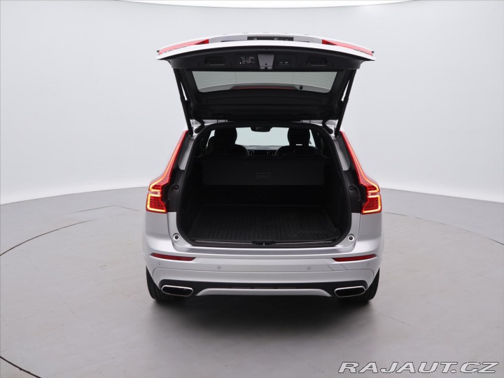 Volvo XC60 2.0 B4 145kW R-Design CZ 2020