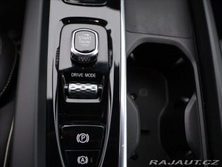 Volvo XC60 2.0 B4 145kW R-Design CZ 2020