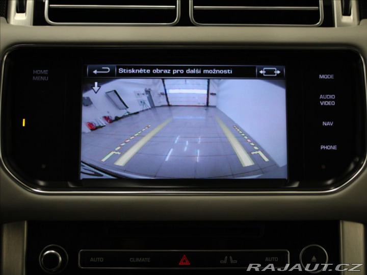 Land Rover Range Rover 3,0 TDV6 190kW Pano.Výpro 2014