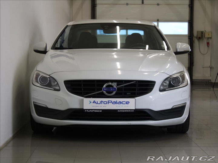 Volvo S60 2,0 D3 110kW ČR Výprodej! 2016