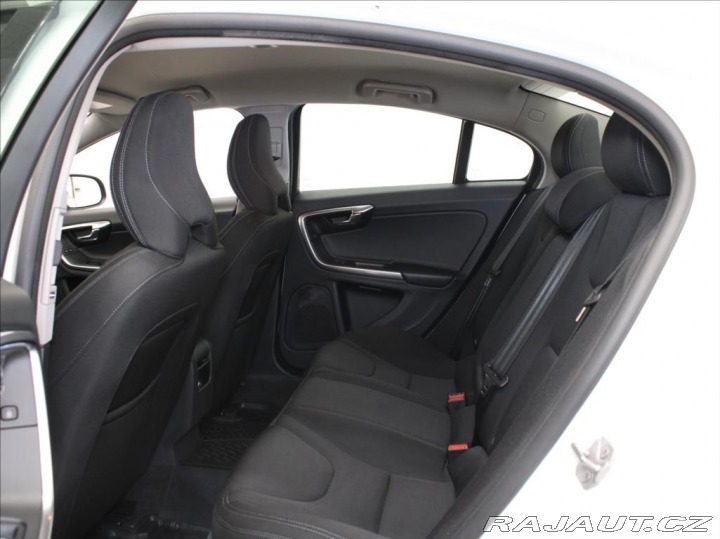 Volvo S60 2,0 D3 110kW ČR Výprodej! 2016