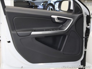Volvo S60 2,0 D3 110kW MT NAVI Ligh 2016