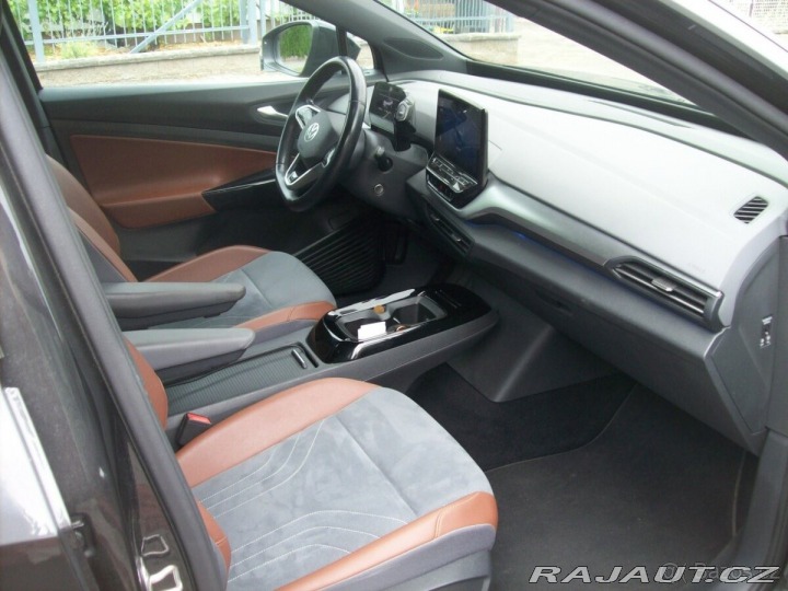 Volkswagen ID.4 0,0   PRO 5/2021 TEP.ČERP 2021