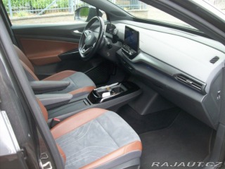 Volkswagen ID.4 0,0 PRO 5/2021 TEP.ČERP 2021