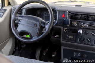 Volkswagen Transporter 2,5 T4 Kombi Caravelle 1800