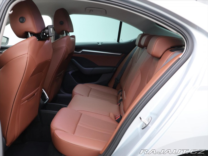 Škoda Octavia 2,0 TDI 110kW DSG Ultimat 2024
