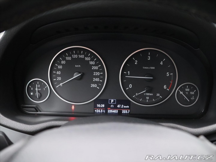 BMW X3 2,0 20d xD 135kW Aut. CZ 2012