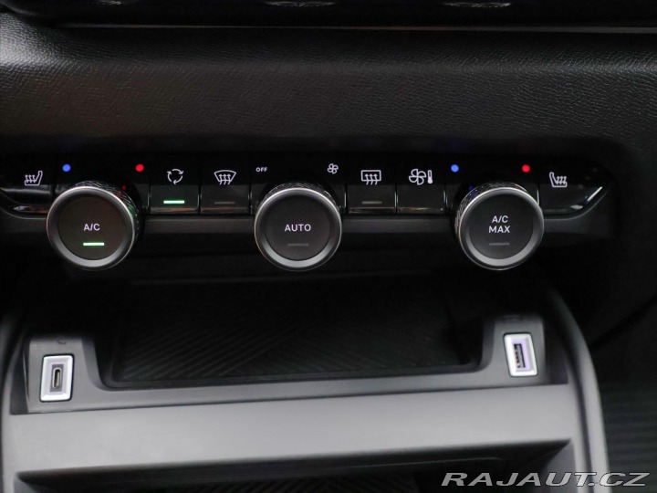 Citroën C4 1,2 PT 96kW 1 Maj. Záruka 2021