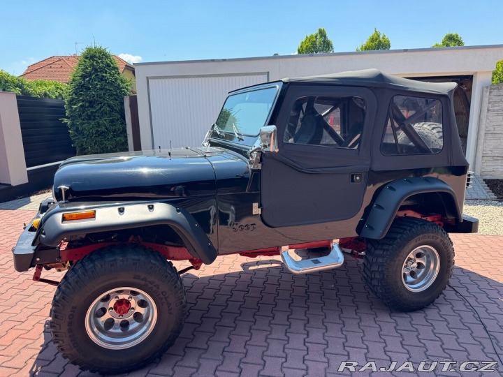 Jeep Ostatní modely 4,2 CJ7 1982