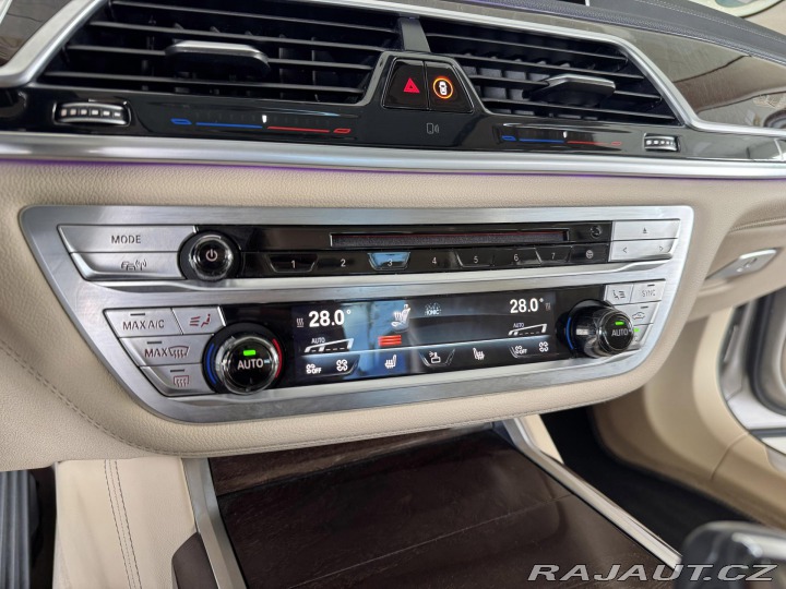 BMW 7 730d xDrive*Laser*Dověry* 2016